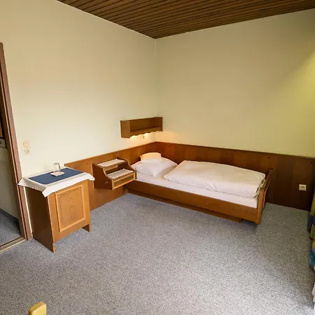 Brau-gasthof Sengstbratl Inn *